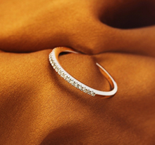 Load image into Gallery viewer, JANE Sterling Silver band
