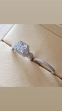 Load image into Gallery viewer, LATIFAH handcrafted ring Set With Engraving