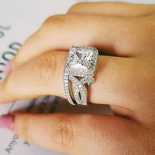 Load image into Gallery viewer, LATIFAH handcrafted ring Set With Engraving