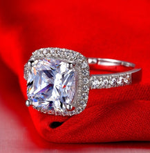 Load image into Gallery viewer, LAUREN Handcrafted ring