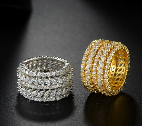 FIONA yellow Gold
