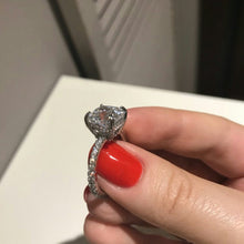 Load image into Gallery viewer, LILLIA Sterling Silver ring