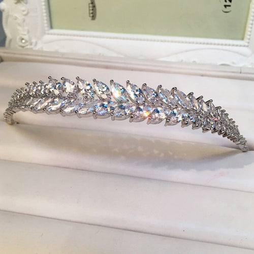ELIZA Tiara