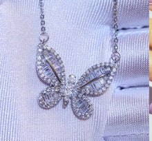 Load image into Gallery viewer, BUTTERFLY necklace